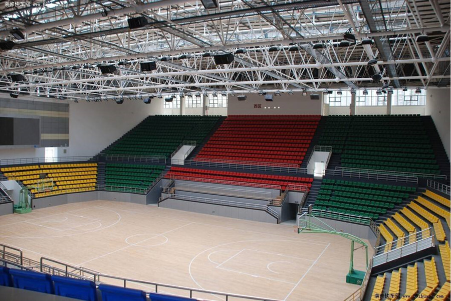 百色羽毛球场网架工程